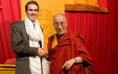 Erb MBA/MS student, Arie Jongejan, receives environment award from Dalai Lama