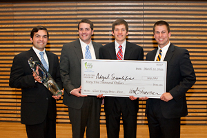 Erb Students win Top Prize for Algal Scientific in Inaugural DTE Clean Energy Competition.